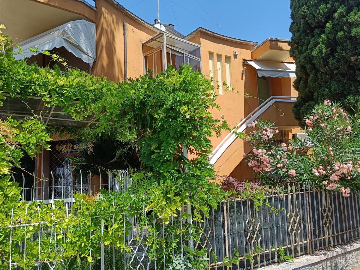 Casa Lucy Villa Bardolino Buitenkant foto
